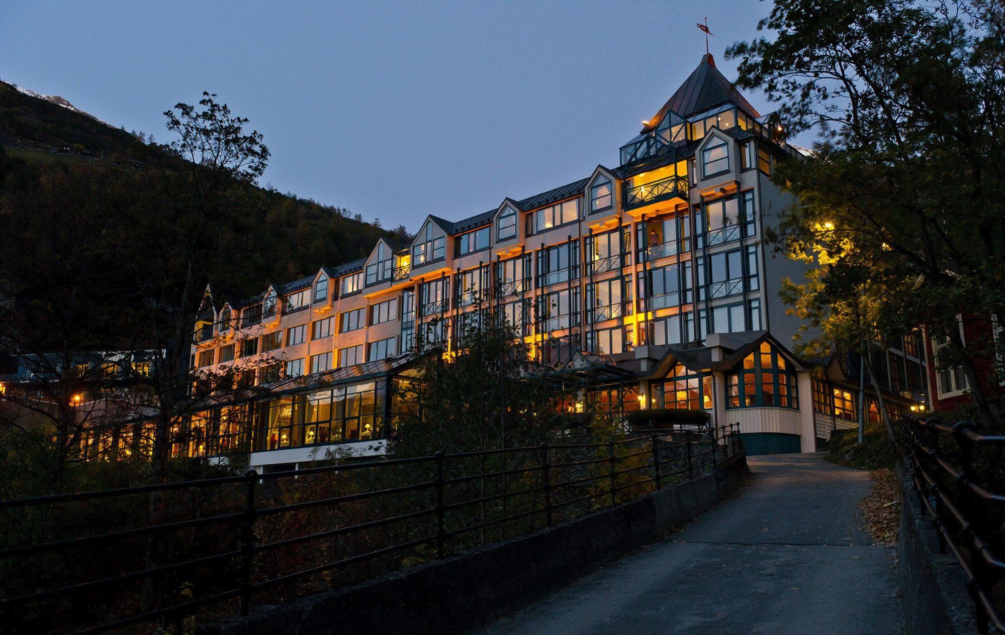 Hotel Union Geiranger Bad & Spa Exterior photo